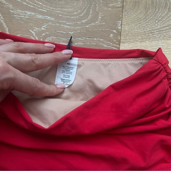 J Crew Ruched high-rise full-coverage bikini bottom in Red sz. XS - Picture 6 of 8